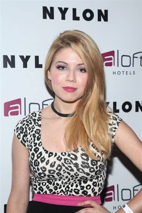 Jennette Mccurdy’s Measurements: Bra Size, Height,。